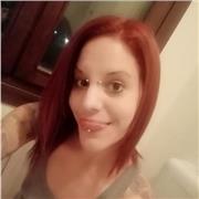 Educatore professionale impartisce lezioni di italiano ma anche altre materie